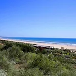 Casa Leao Preto, Golf
