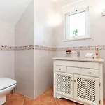 Casa Leao Preto, Golf