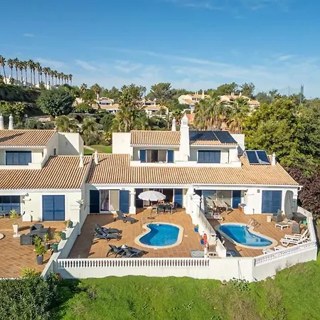Casa Leao Preto, Golf Villa *