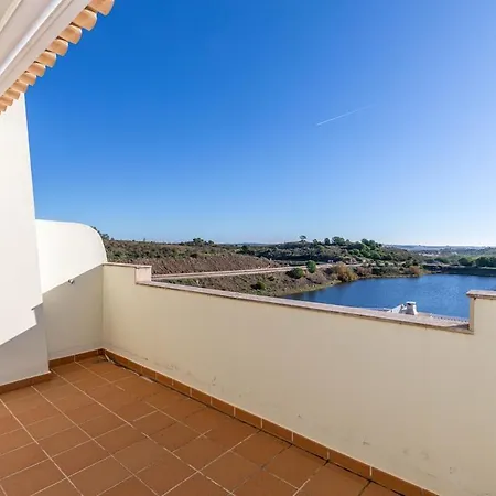 Casa Leao Preto, Golf 别墅